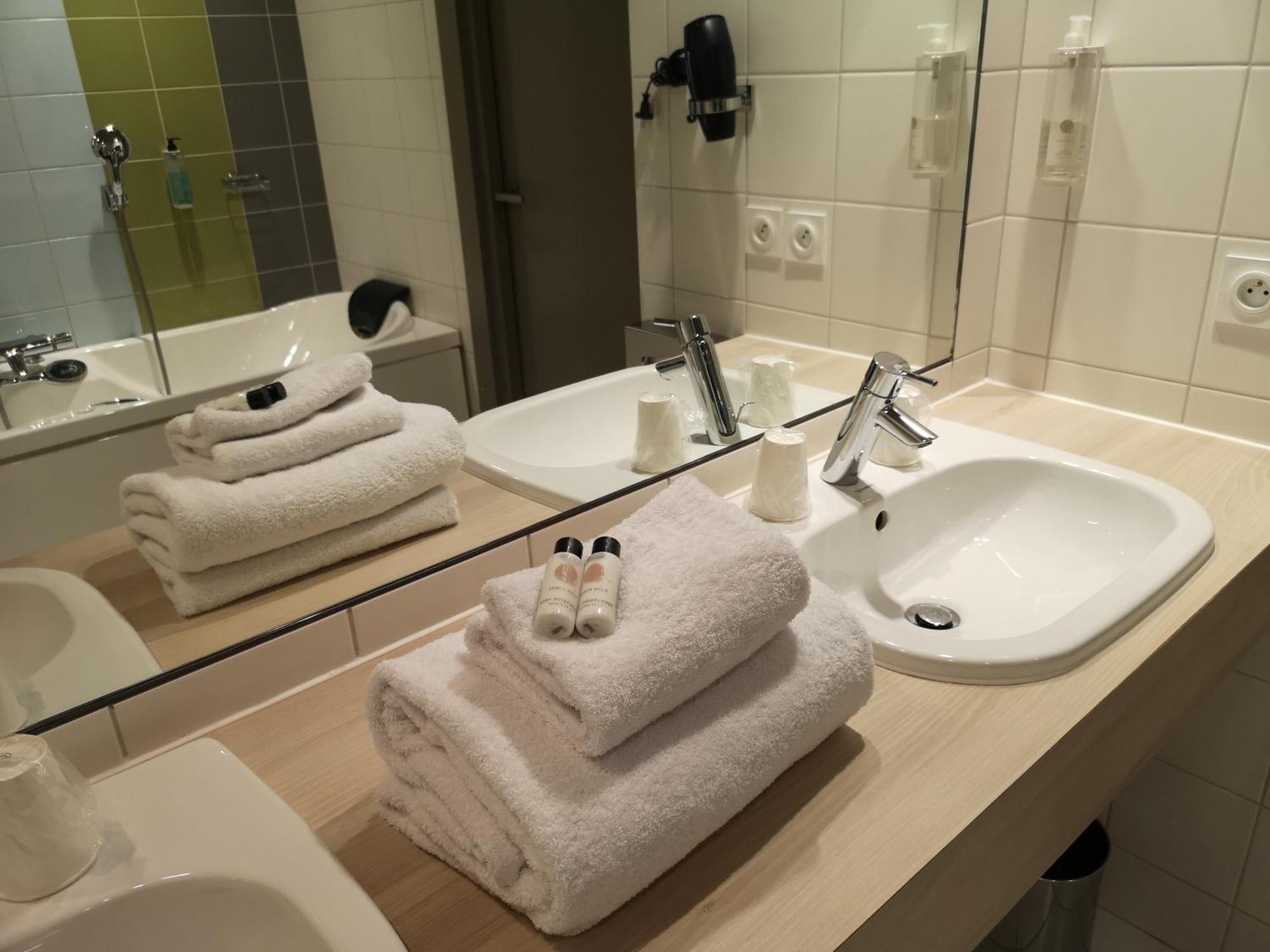 Hotel Le Cinq Hyper - Centre