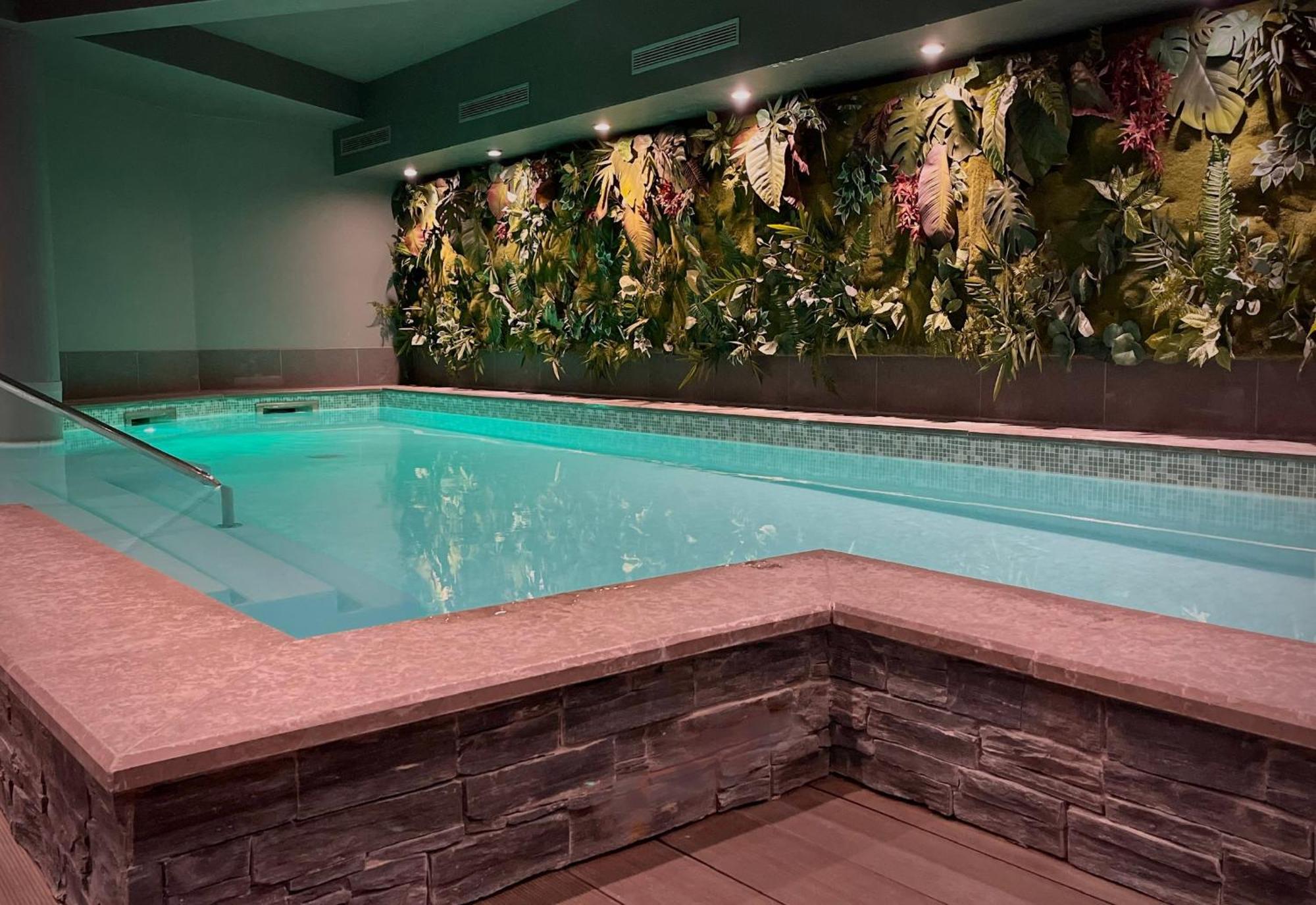 Le Cinq Hyper - Centre Hotel 4*
