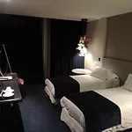 Hotel Le Cinq Hyper - Centre